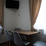 & * 布劳恩拉格