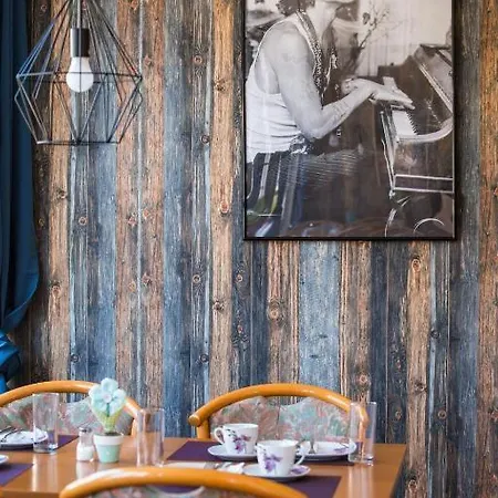 Hostel&hotel Hostel *