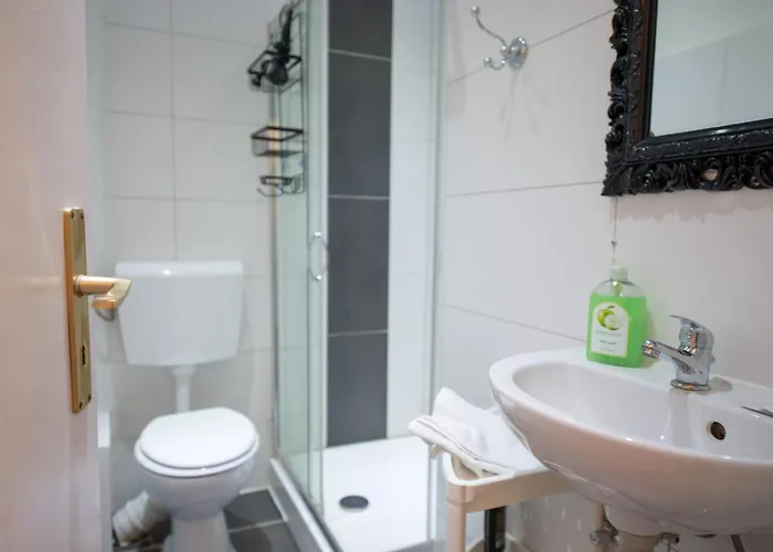 & Браунлаге