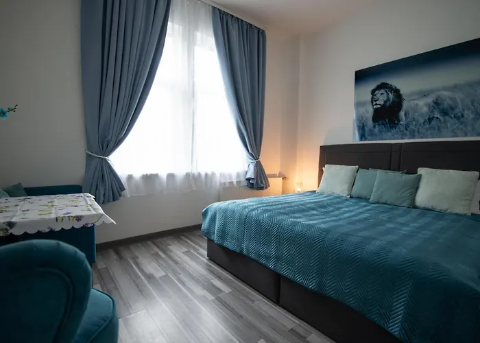 & * Браунлаге